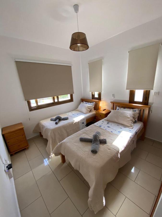 Villa Angel - Exotic Villa 200M From Beach 파라림니 외부 사진